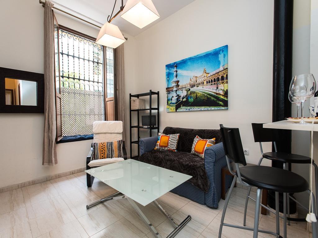 Divi Apartments Valvanera Севилья Экстерьер фото