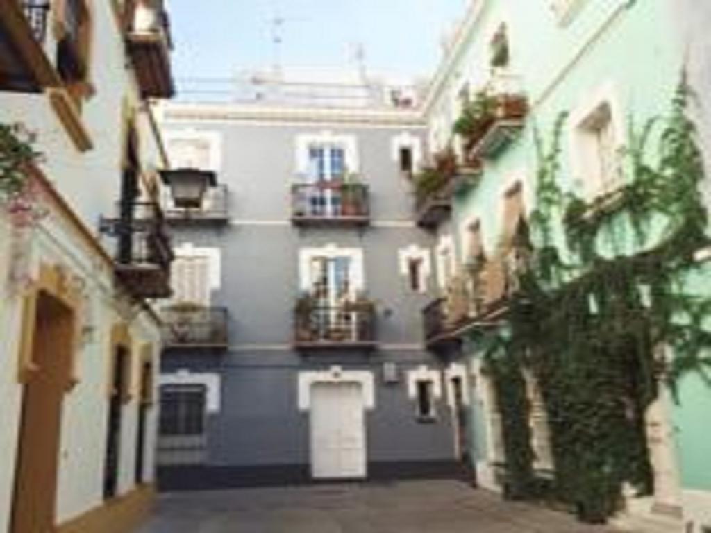 Divi Apartments Valvanera Севилья Экстерьер фото